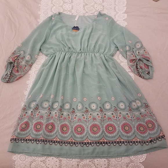 Pinkblush Dresses & Skirts - PinkBlush Sheer Overlay Dress - Size 1X